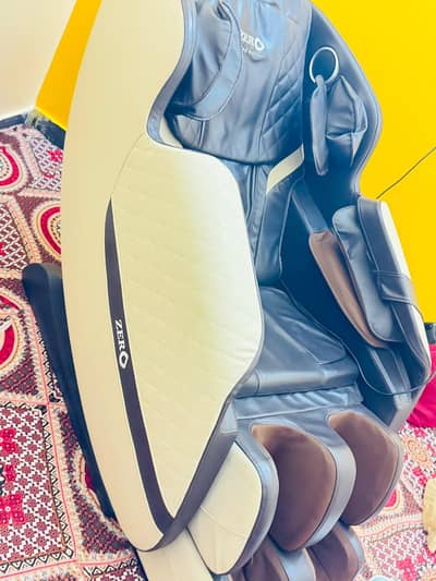 ZERO Luxury Massage Chair For Sale