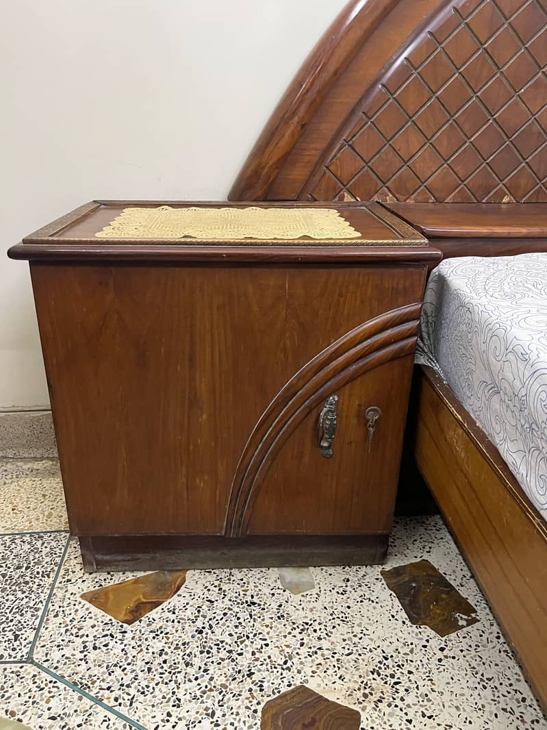 wood bed without mattress 4