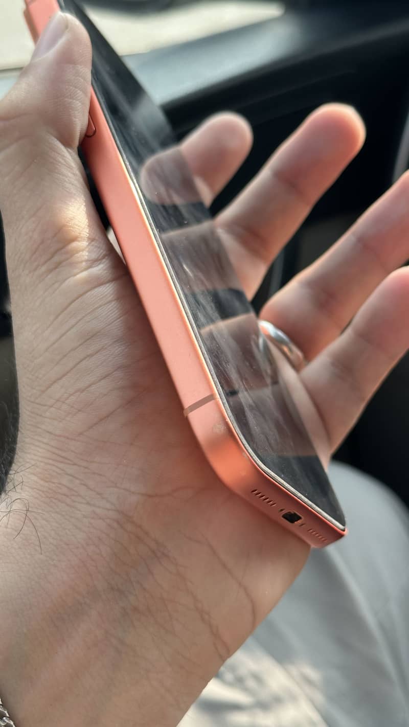Apple iPhone 17 Pro Max 5