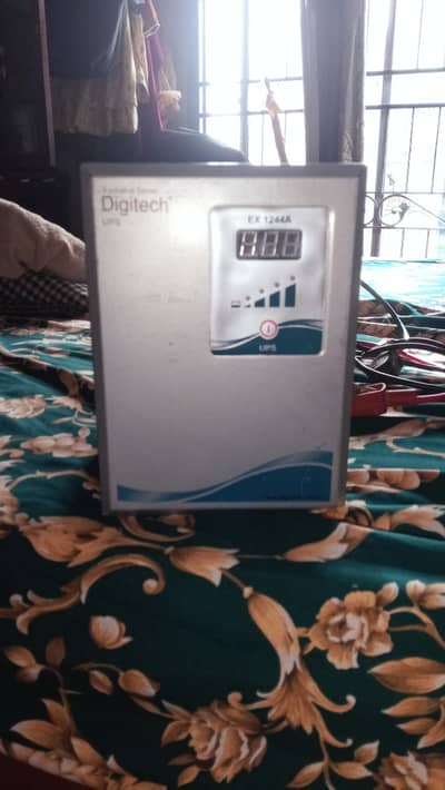 1000 watt UPS