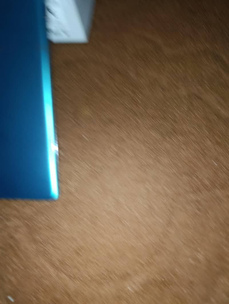 Tecno CAMON 40 Pro 1