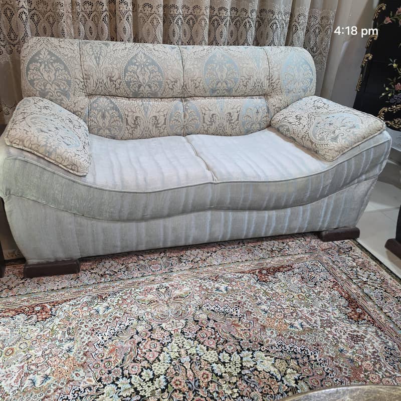 Formal Sofa Set 0