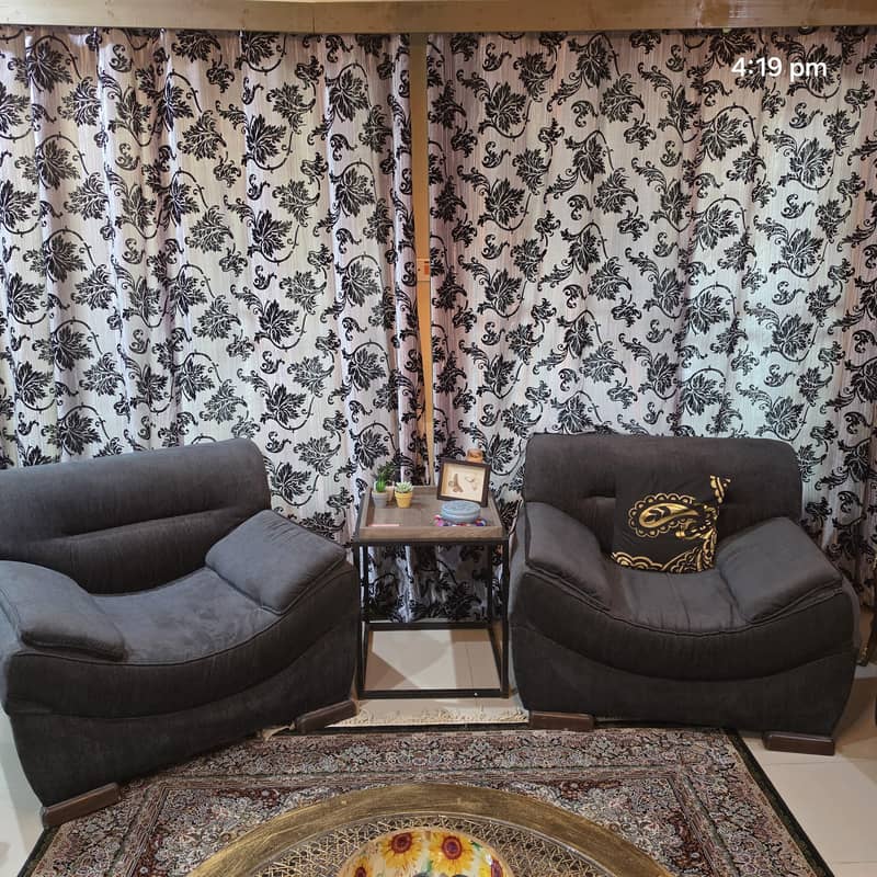 Formal Sofa Set 2