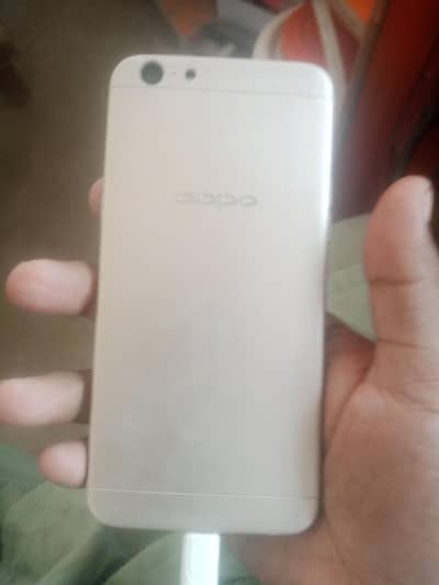 OPPO A57