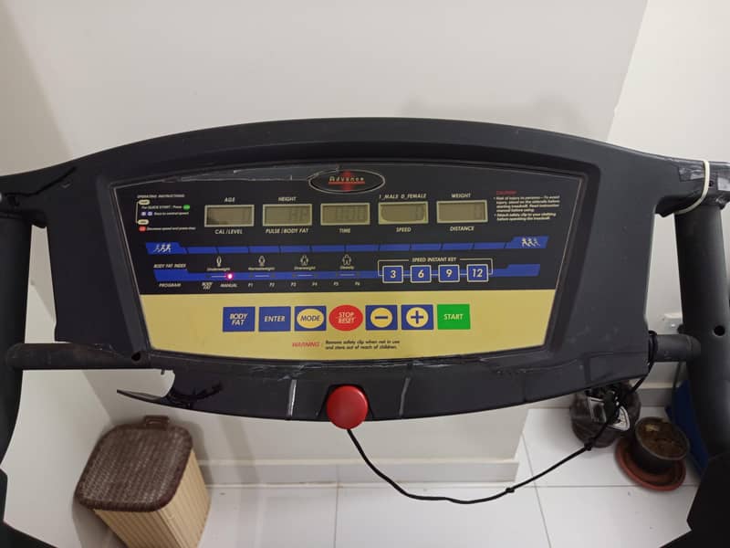 Advance Treadmill foldable 5