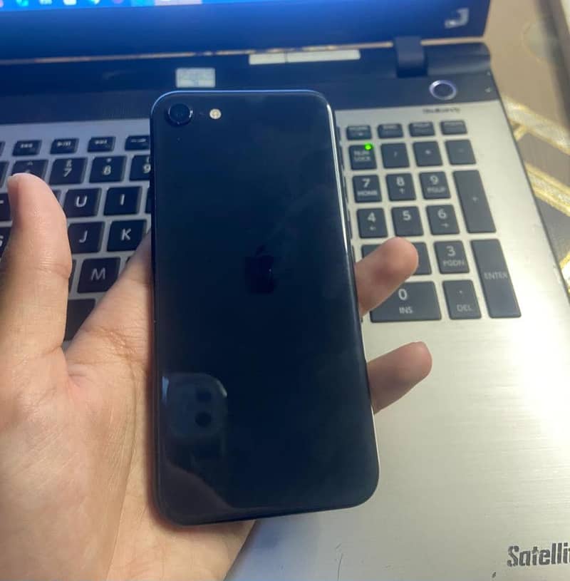Apple iPhone SE 0