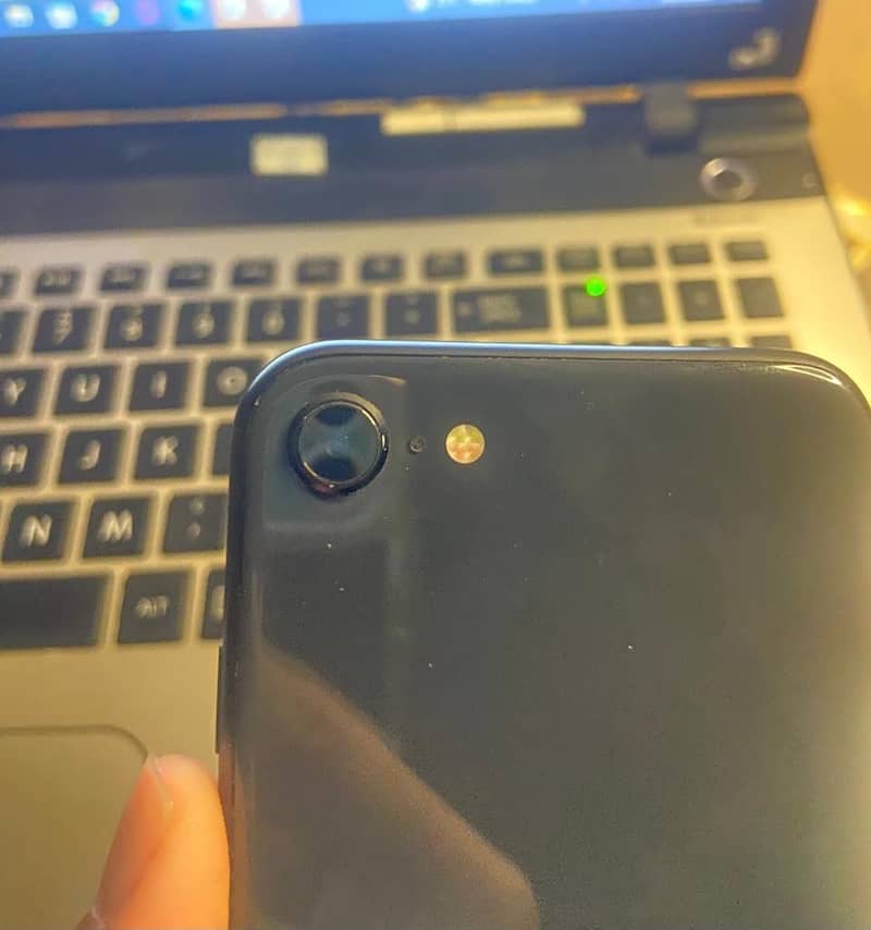 Apple iPhone SE 2