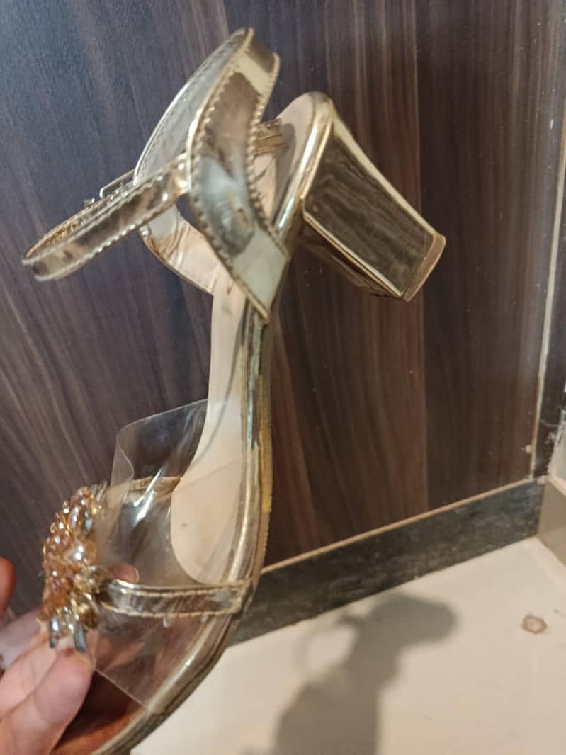 Sandals 4