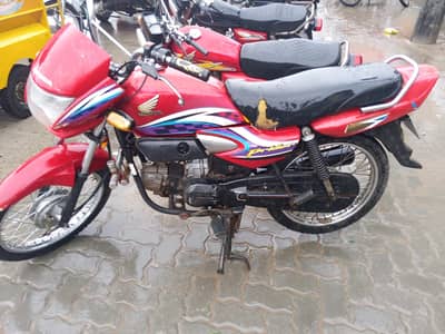 Honda Pridor 2015