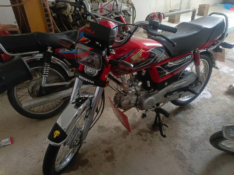 CD70 2026 MODEL 1