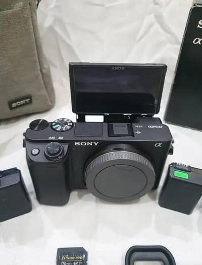 Sony a6400 cam forMy WhatsApp number O3299525279
