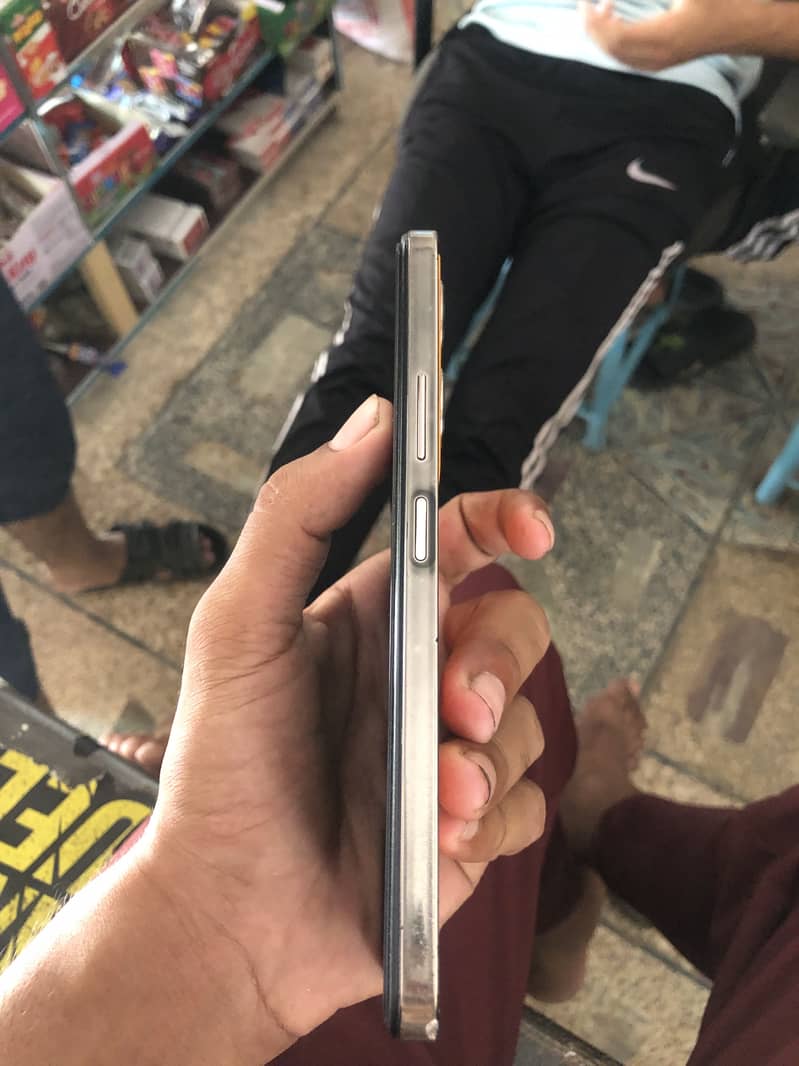 Infinix Note 30 1