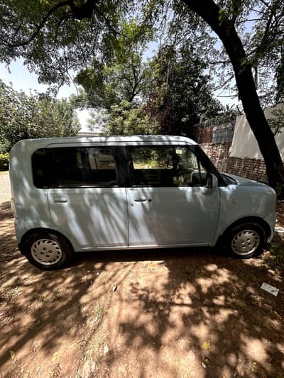 Daihatsu Move Conte