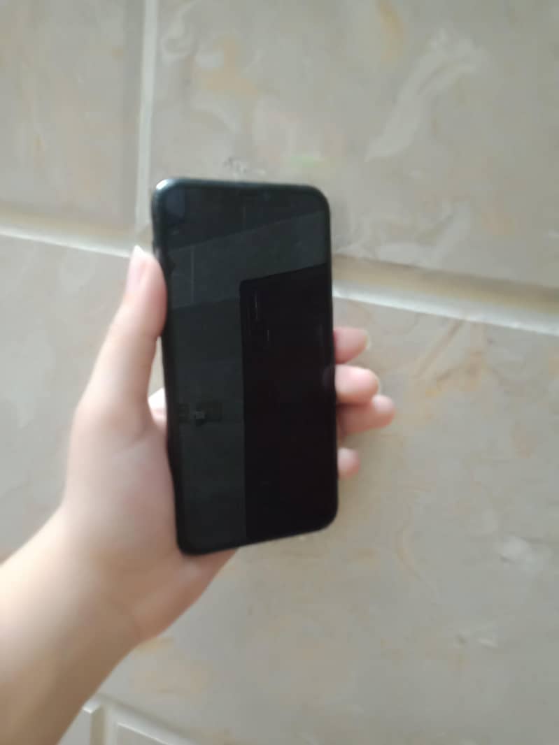iphone 11 pro 2