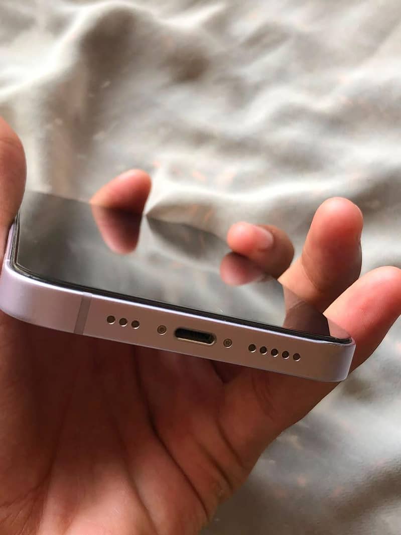 Apple iPhone 14 1