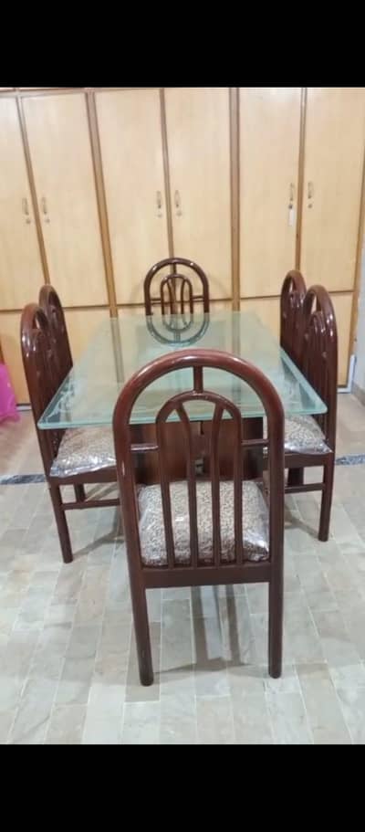 Dining table with 6 chairs