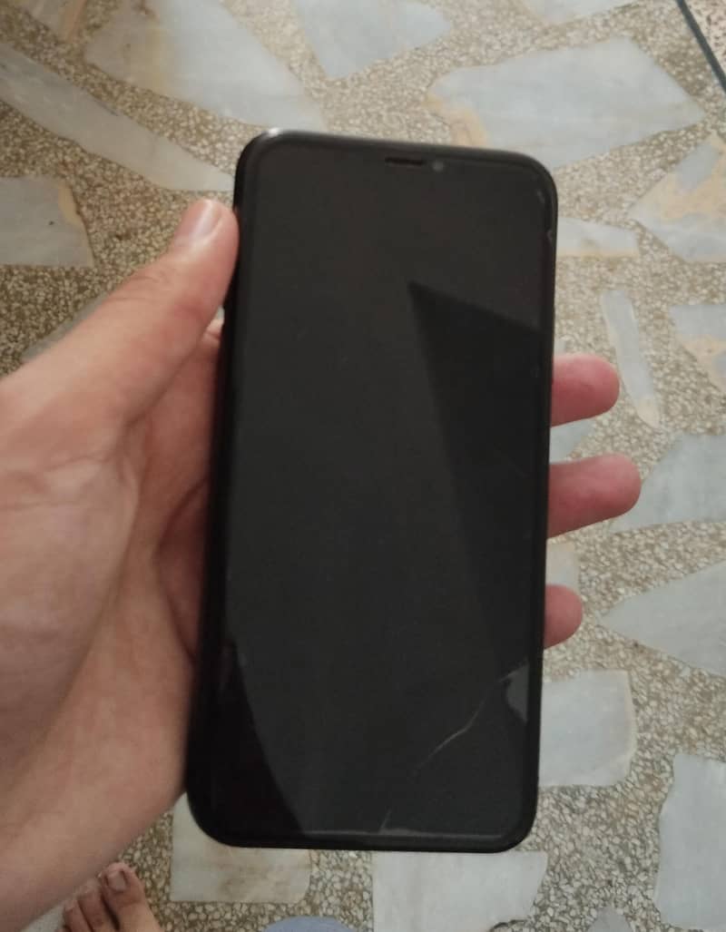 Apple iPhone X 4