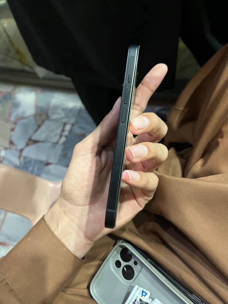 Apple iPhone 15 1