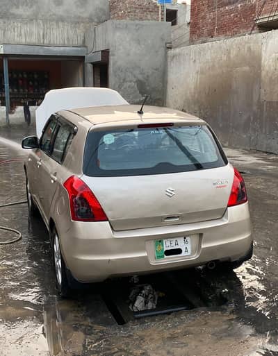 Suzuki Swift DLX 1.3 Automatic 2016 Model