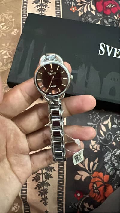 Selling Sveston knight Female Watch