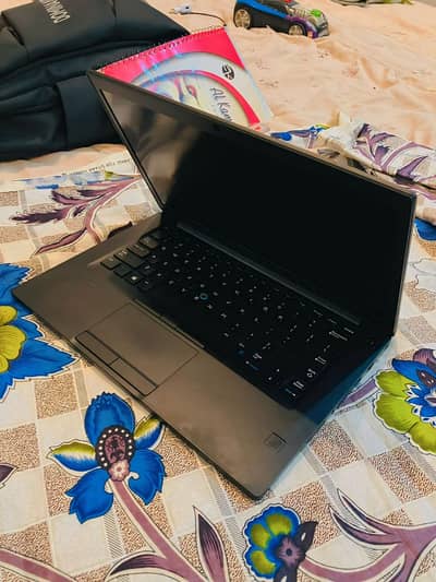 Dell Latitude 7490 | Core i7 8th Gen | 8GB RAM | 256GB SSD | Windows11