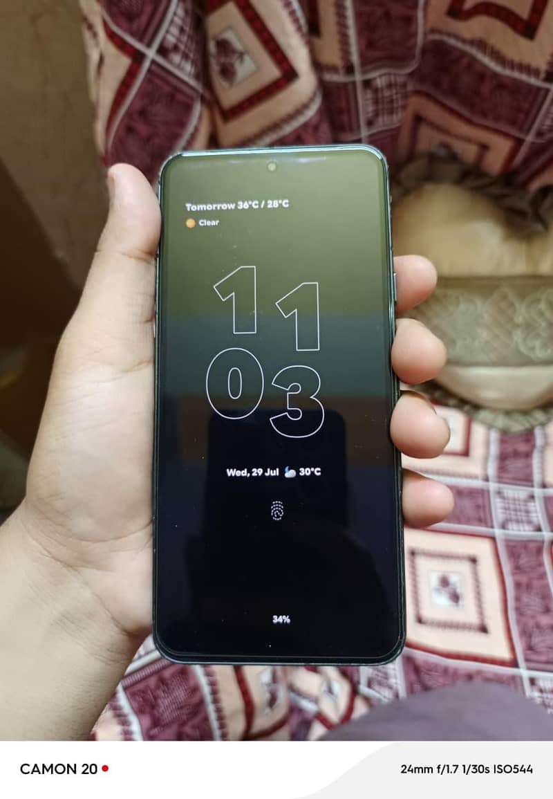 Google Pixel 8 2