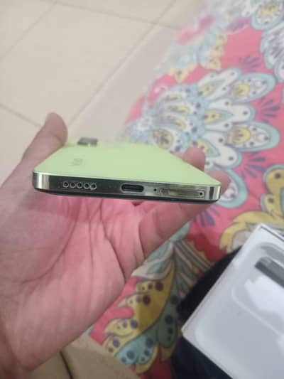 Vivo Y100