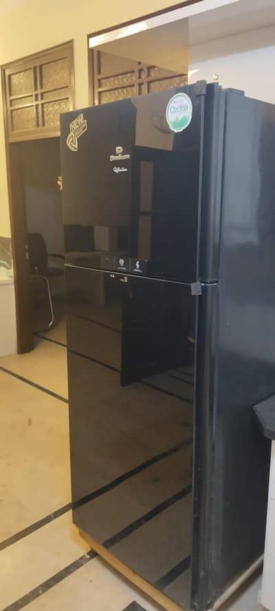 Dawlance Fridge 18/12 Cubic Full size