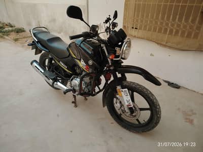 Yamaha YBR 125G Black
