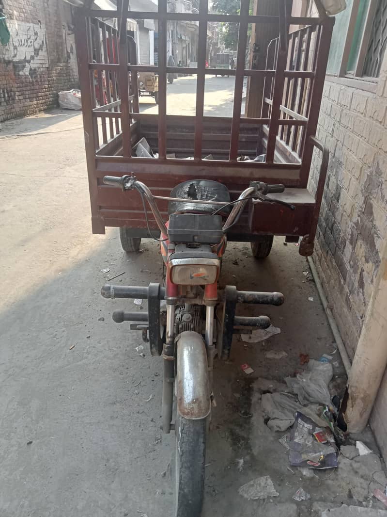 loader Riksha 0
