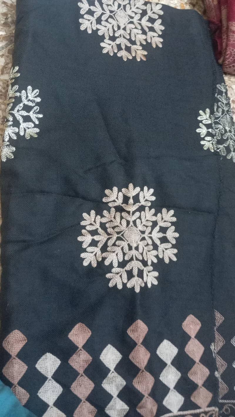 shawls 0