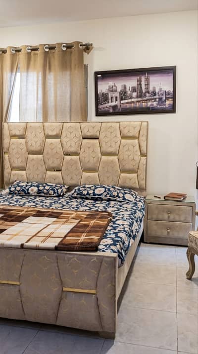 Hotel Sartaj | Prime Ghauri Town Rooms with Private Bath & Wi-Fi