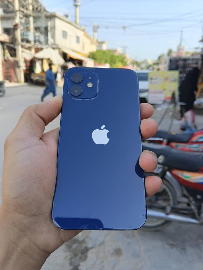 Apple iPhone 12 0