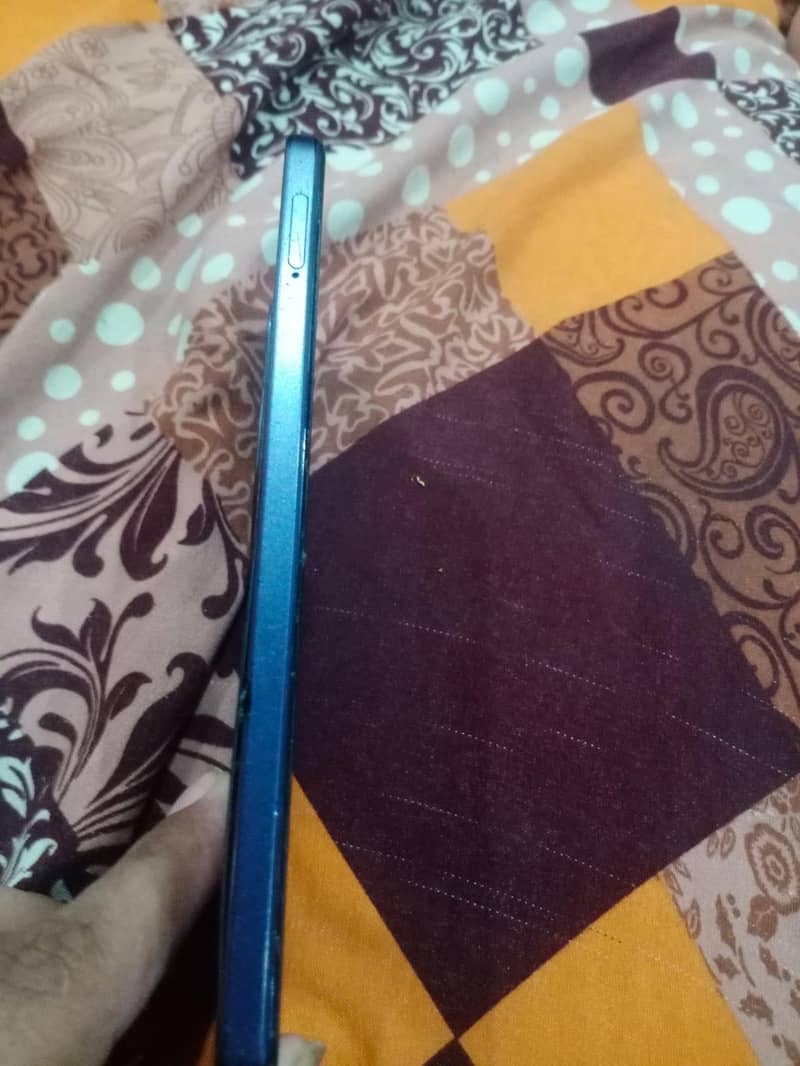 oppoA60 5