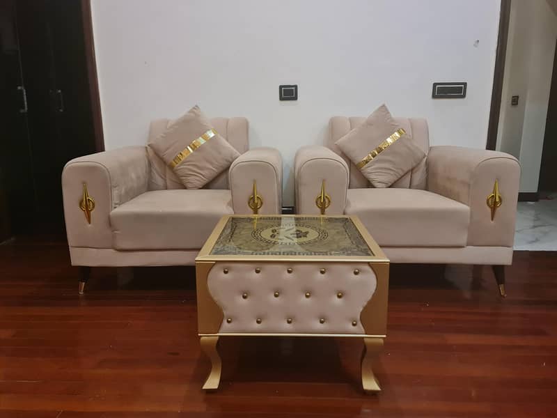 2 Bedset with 2 Sofaset 1