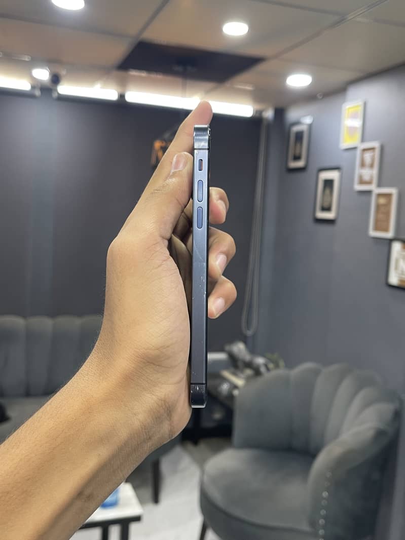 Apple iPhone X 2