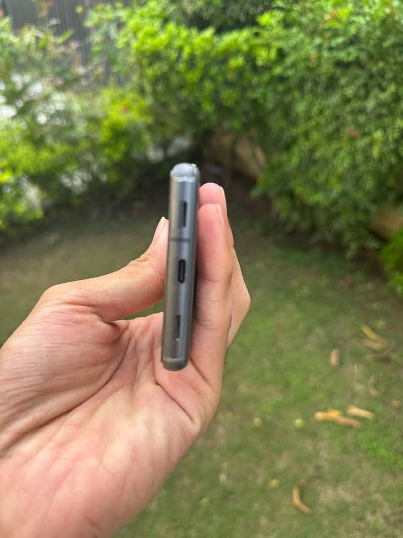 Google Pixel 7a 3