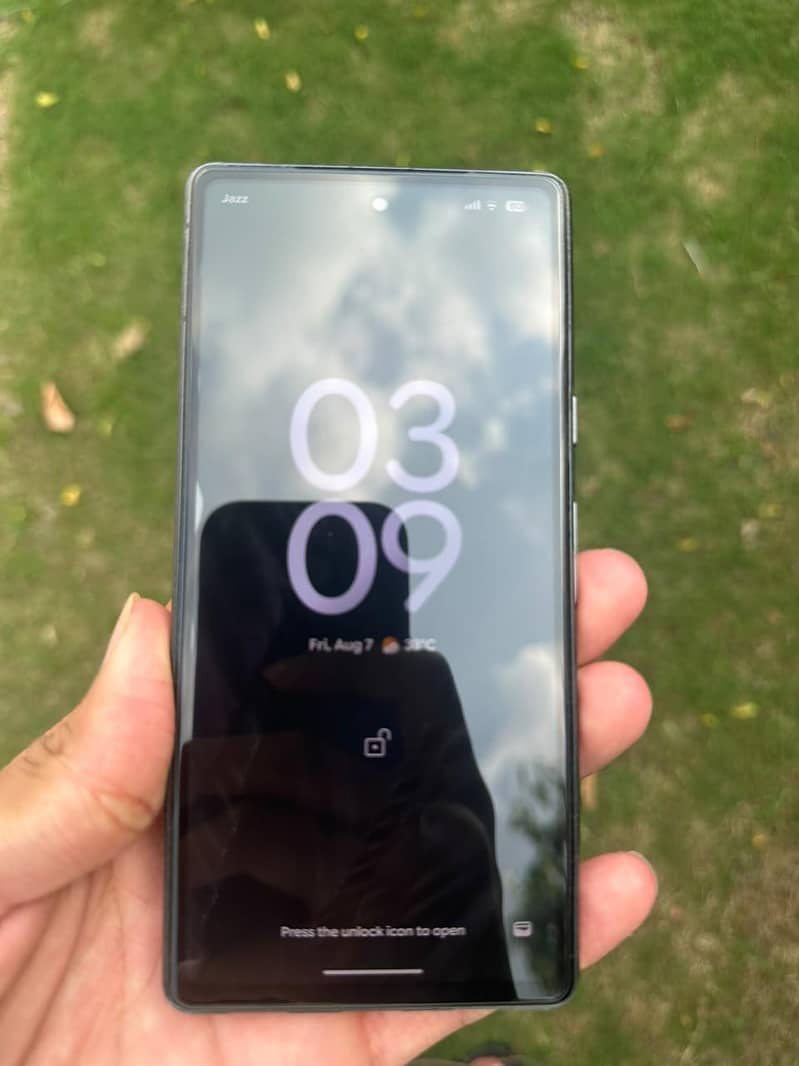Google Pixel 7a 4