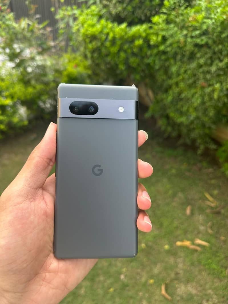 Google Pixel 7a 5