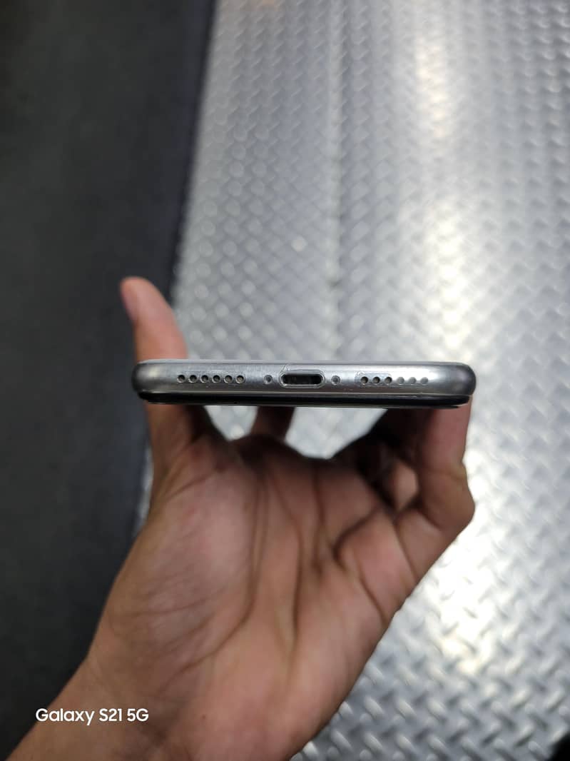 iPhone X 7