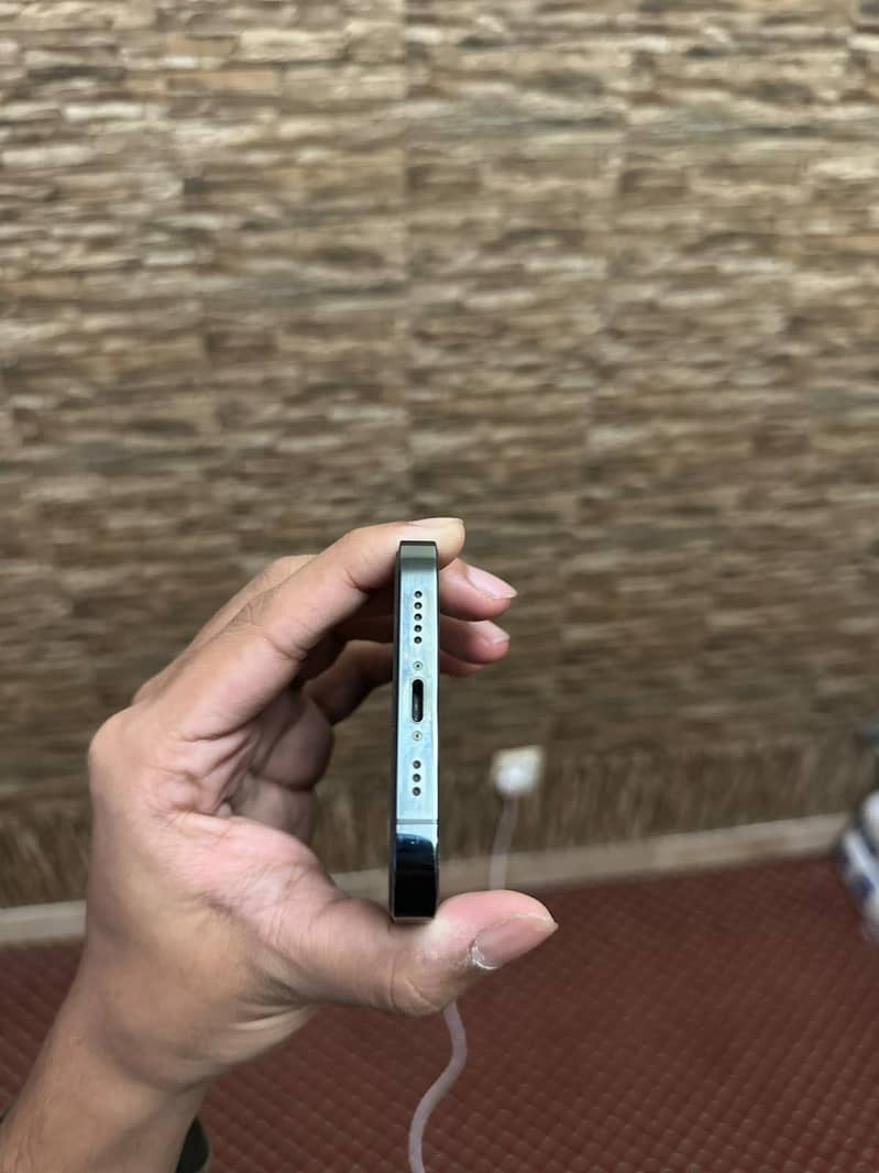 Apple iPhone 13 Pro 5
