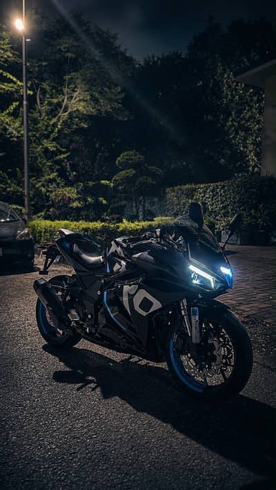 Taro GP1 400cc