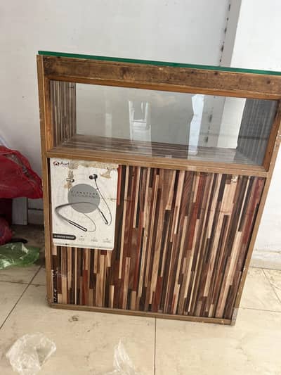tick shop counter