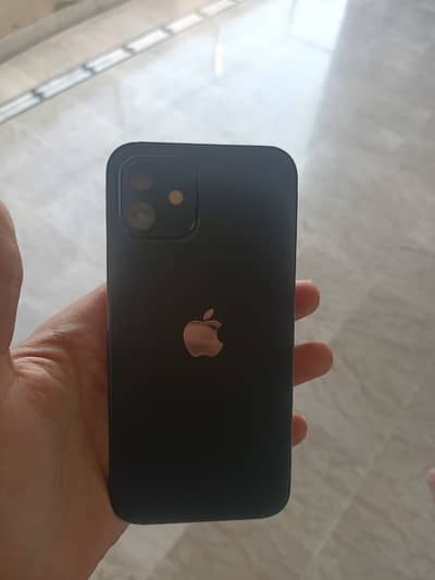 I phone 12  64GB.  98% BH
