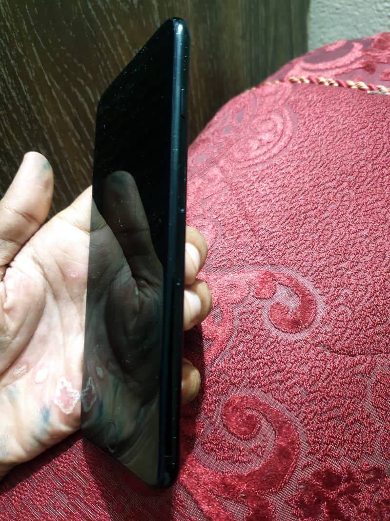 Apple iPhone 7 Plus 6