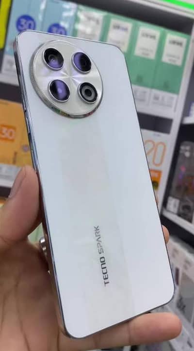 Tecno SPARK 30 Pro