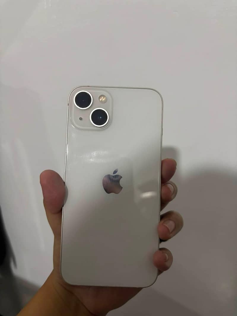 Apple iPhone 13 1