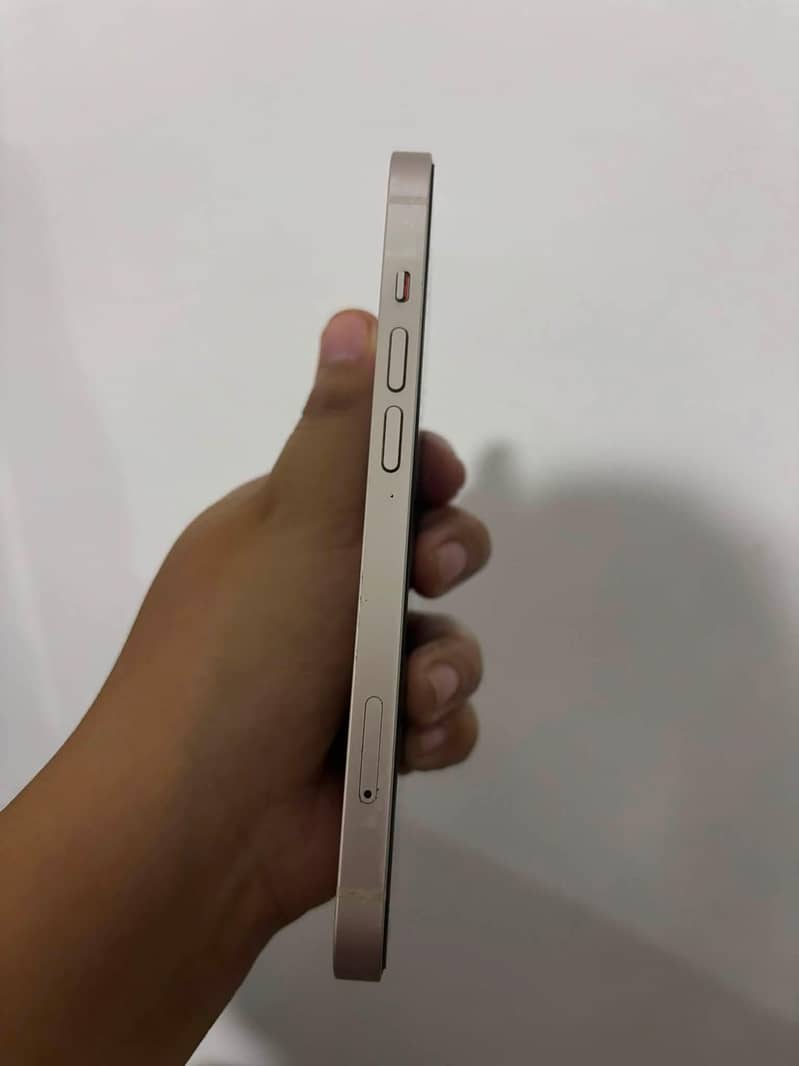 Apple iPhone 13 3