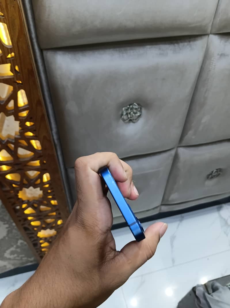 iPhone 12 mini 2