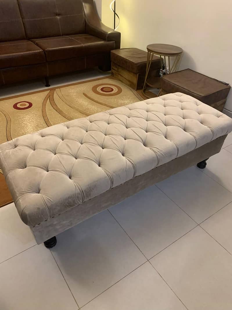 Couch Fresh Condition 0